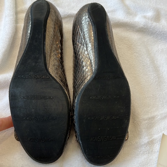 EUC Stuart Weitzman Buckle Flats - Picture 4 of 6